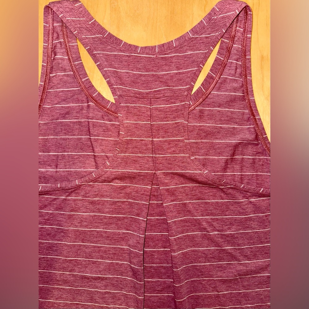 Lululemon Love Tank *Pleated in Short Serve Stripe Heathered So Merlot White - Picture 9 of 14